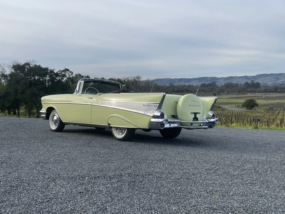 1957 Chevrolet Tri-Five Bel Air Convertible - Image 10 of 31