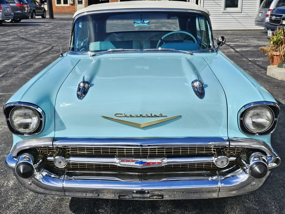 1957 Chevrolet Tri-Five Bel Air Convertible - Image 4 of 31