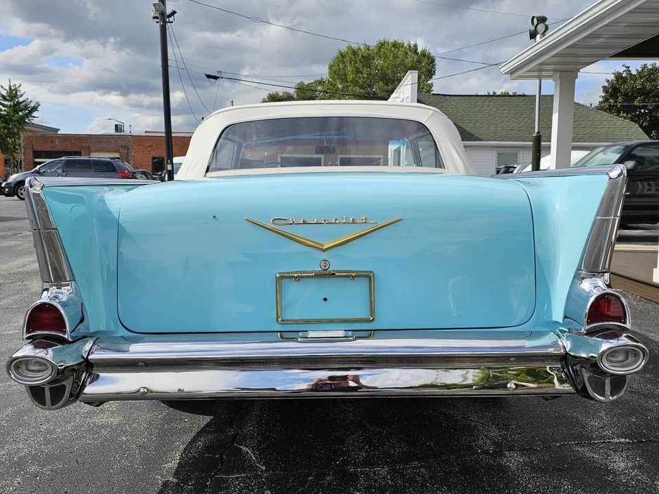 1957 Chevrolet Tri-Five Bel Air Convertible - Image 11 of 31
