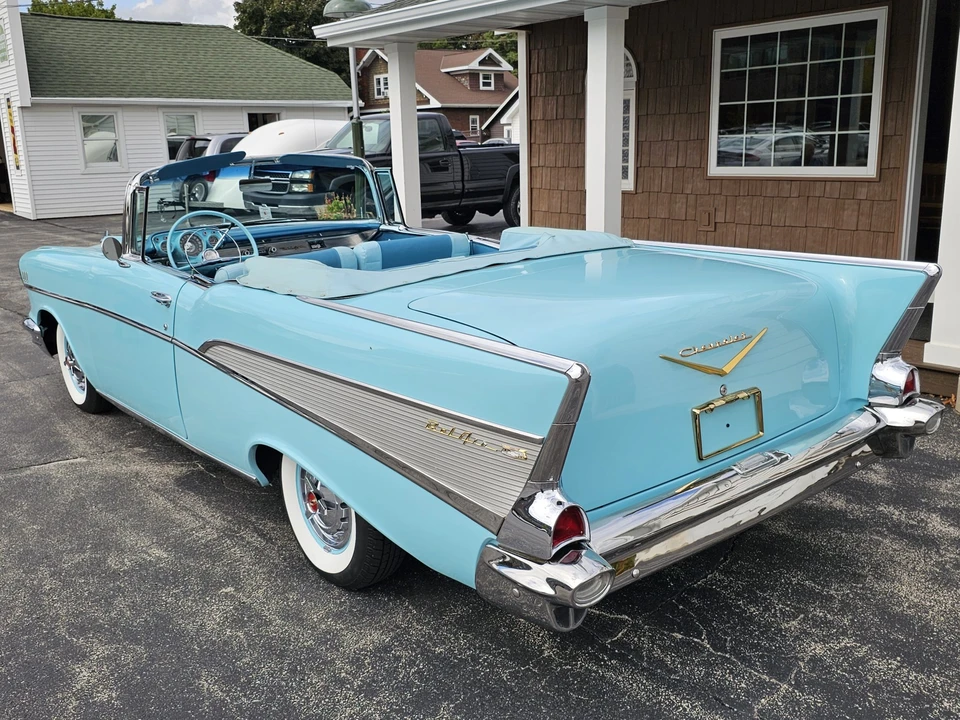 1957 Chevrolet Tri-Five Bel Air Convertible - Image 16 of 31