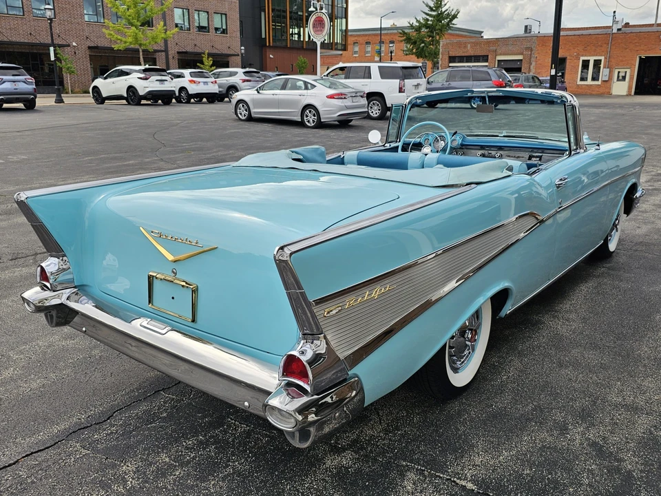 1957 Chevrolet Tri-Five Bel Air Convertible - Image 19 of 31