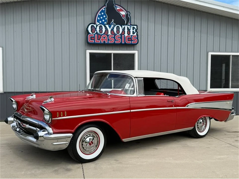 1957 Chevrolet Tri-Five Bel Air Convertible - Image 2 of 31