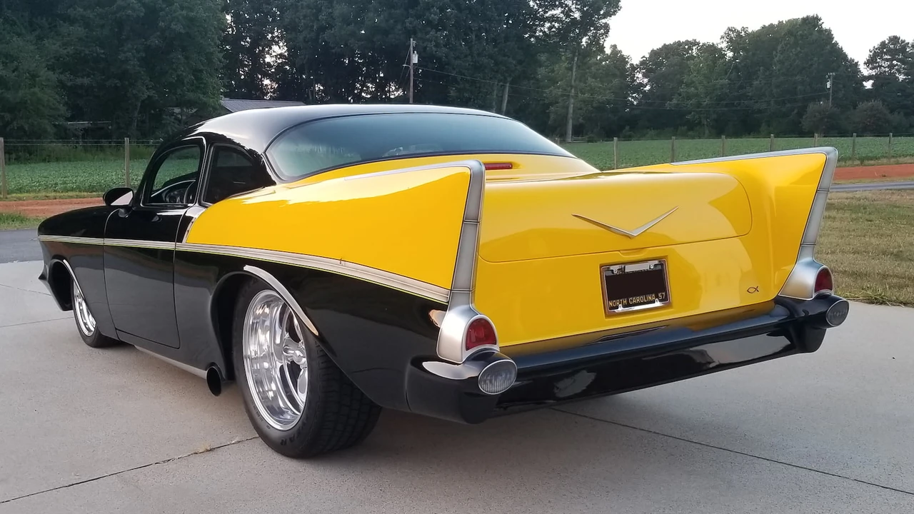 1957 Chevrolet Bel Air - Image 15 of 16