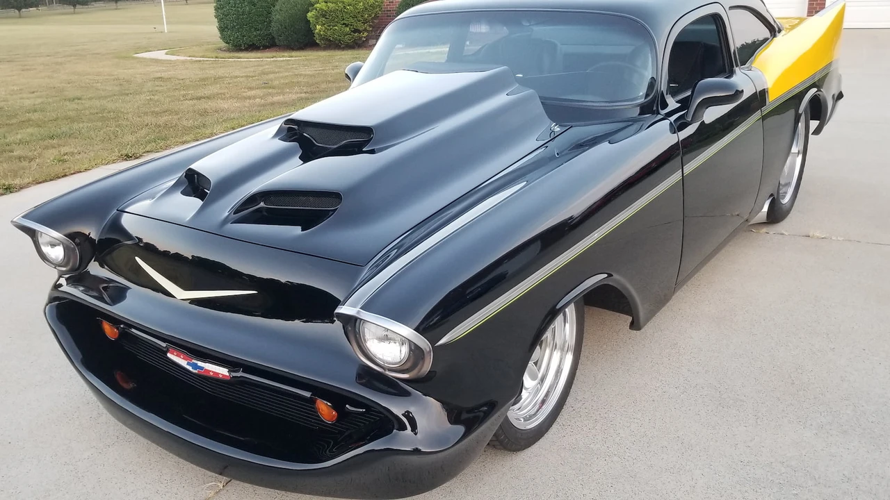 1957 Chevrolet Bel Air - Image 16 of 16