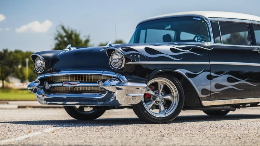 1957 Chevrolet Tri-Five Bel Air Sedan & Wagon - Image 5 of 15