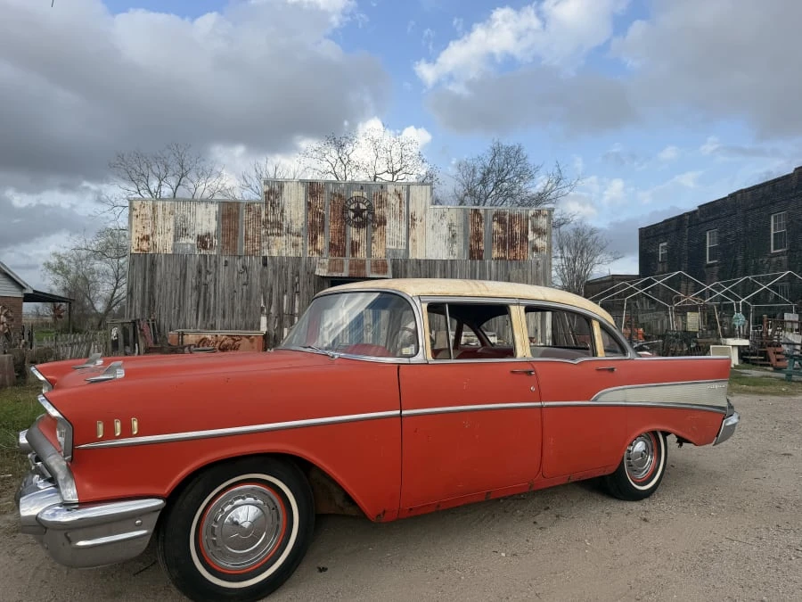 1957 Chevrolet Tri-Five Bel Air Sedan & Wagon - Image 2 of 27