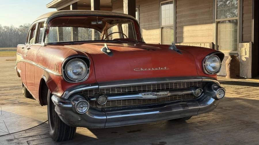 1957 Chevrolet Tri-Five Bel Air Sedan & Wagon - Image 7 of 27