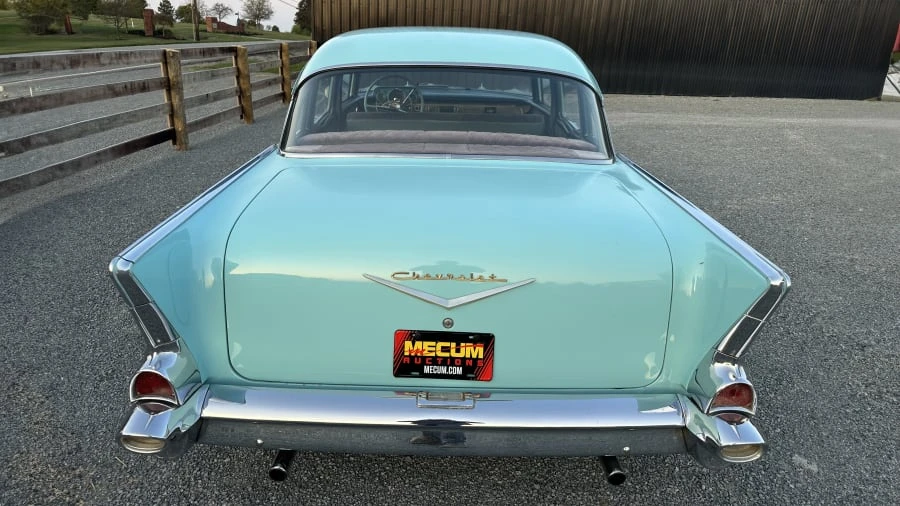 1957 Chevrolet Tri-Five Bel Air Sedan & Wagon - Image 4 of 15