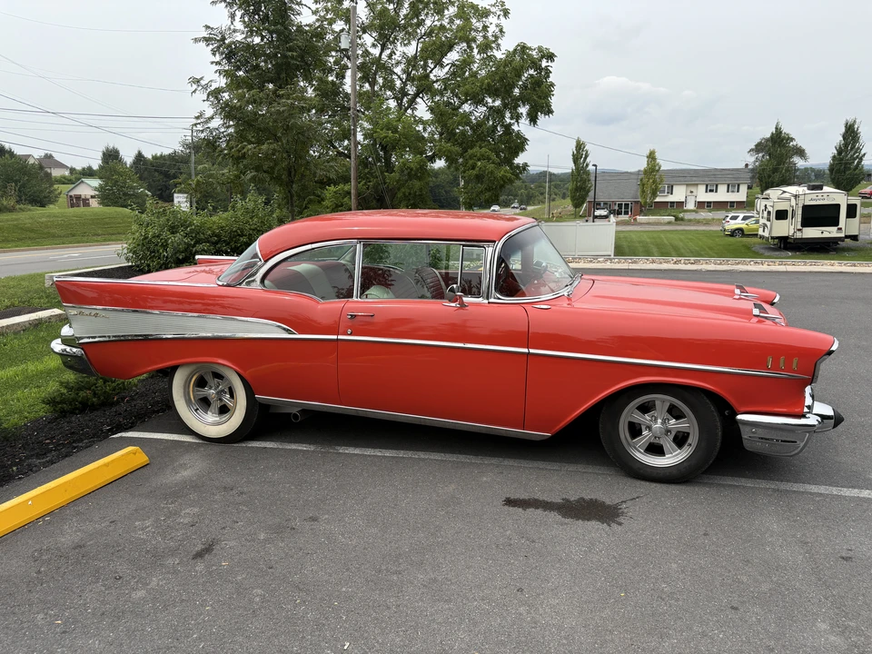 1957 Chevrolet Tri-Five Bel Air 2-Door Hardtop & Coupe - Image 13 of 31