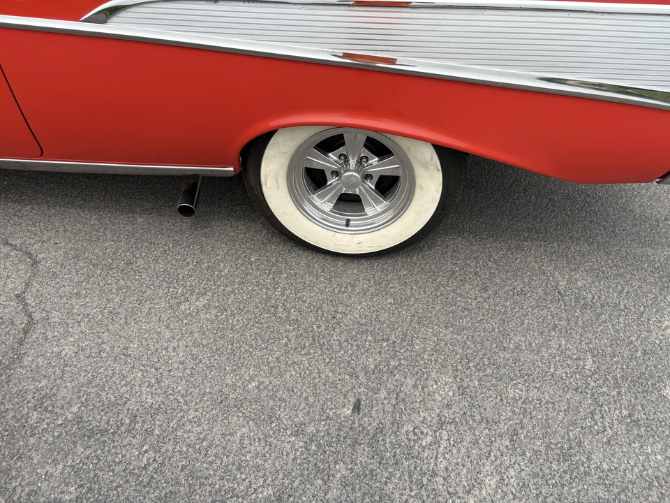 1957 Chevrolet Tri-Five Bel Air 2-Door Hardtop & Coupe - Image 24 of 31