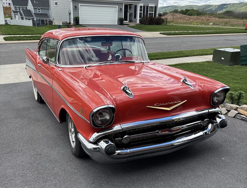 1957 Chevrolet Tri-Five Bel Air 2-Door Hardtop & Coupe - Image 2 of 31