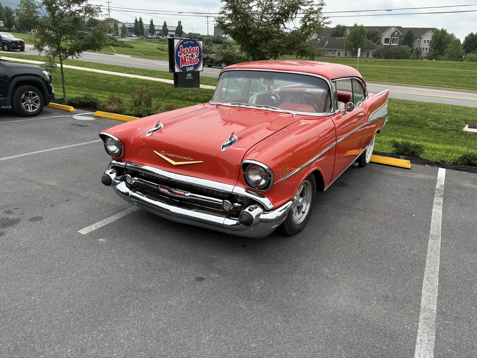 1957 Chevrolet Tri-Five Bel Air 2-Door Hardtop & Coupe - Image 16 of 31