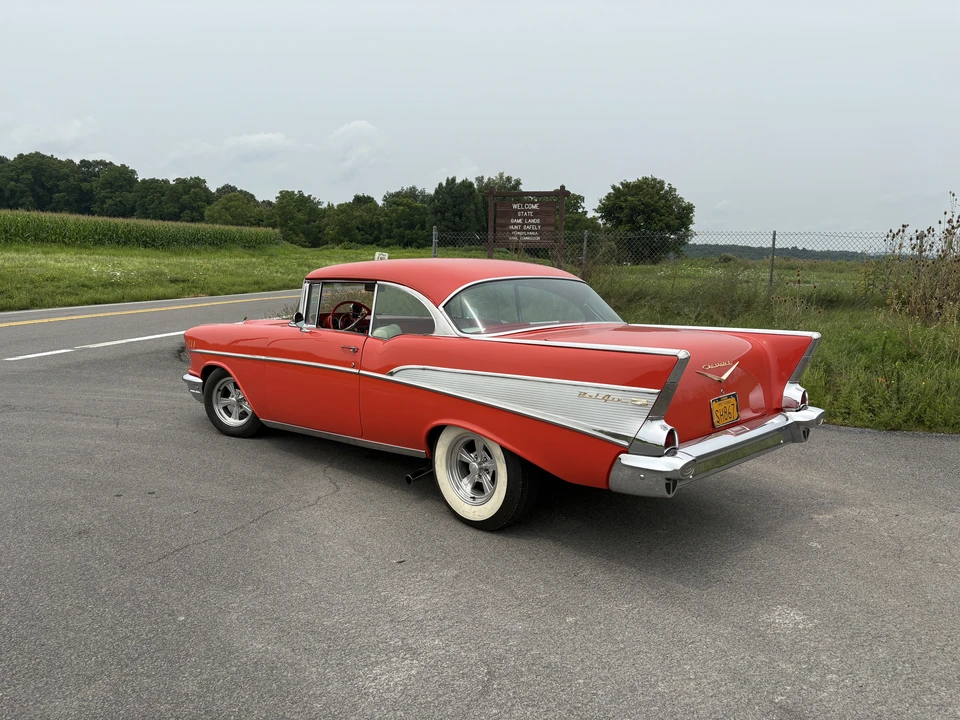 1957 Chevrolet Tri-Five Bel Air 2-Door Hardtop & Coupe - Image 6 of 31