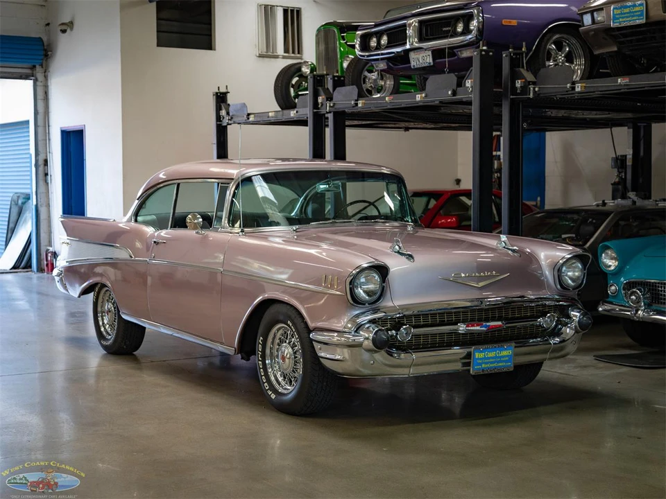 1957 Chevrolet Tri-Five Bel Air 2-Door Hardtop & Coupe - Image 10 of 31