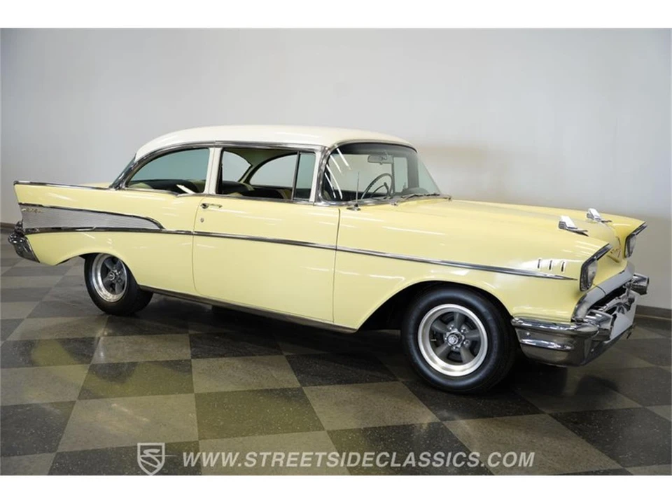 1957 Chevrolet Tri-Five Bel Air 2-Door Hardtop & Coupe - Image 16 of 31