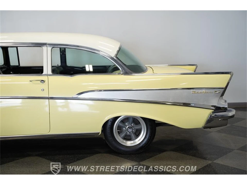 1957 Chevrolet Tri-Five Bel Air 2-Door Hardtop & Coupe - Image 26 of 31