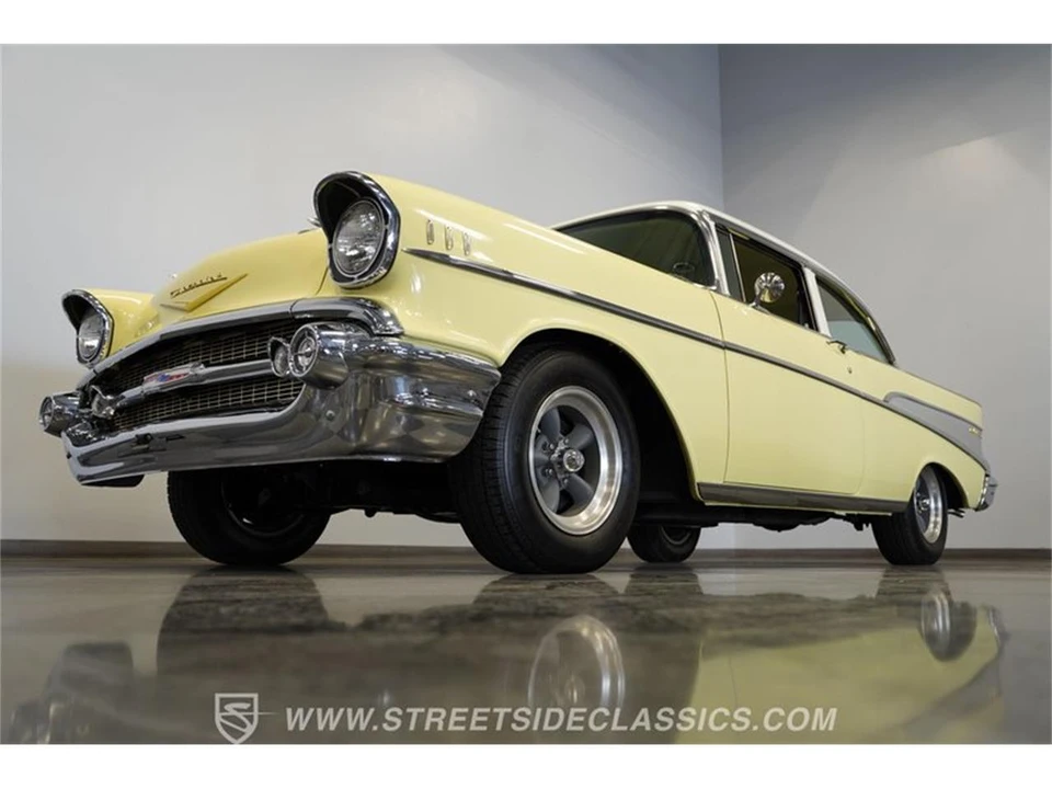1957 Chevrolet Tri-Five Bel Air 2-Door Hardtop & Coupe - Image 21 of 31