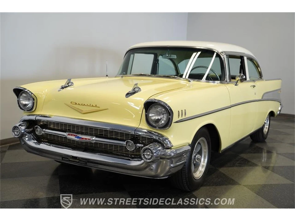 1957 Chevrolet Tri-Five Bel Air 2-Door Hardtop & Coupe - Image 19 of 31