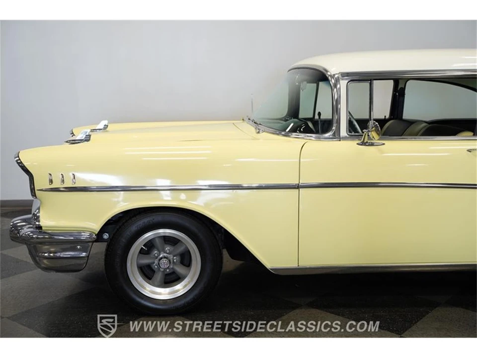 1957 Chevrolet Tri-Five Bel Air 2-Door Hardtop & Coupe - Image 25 of 31