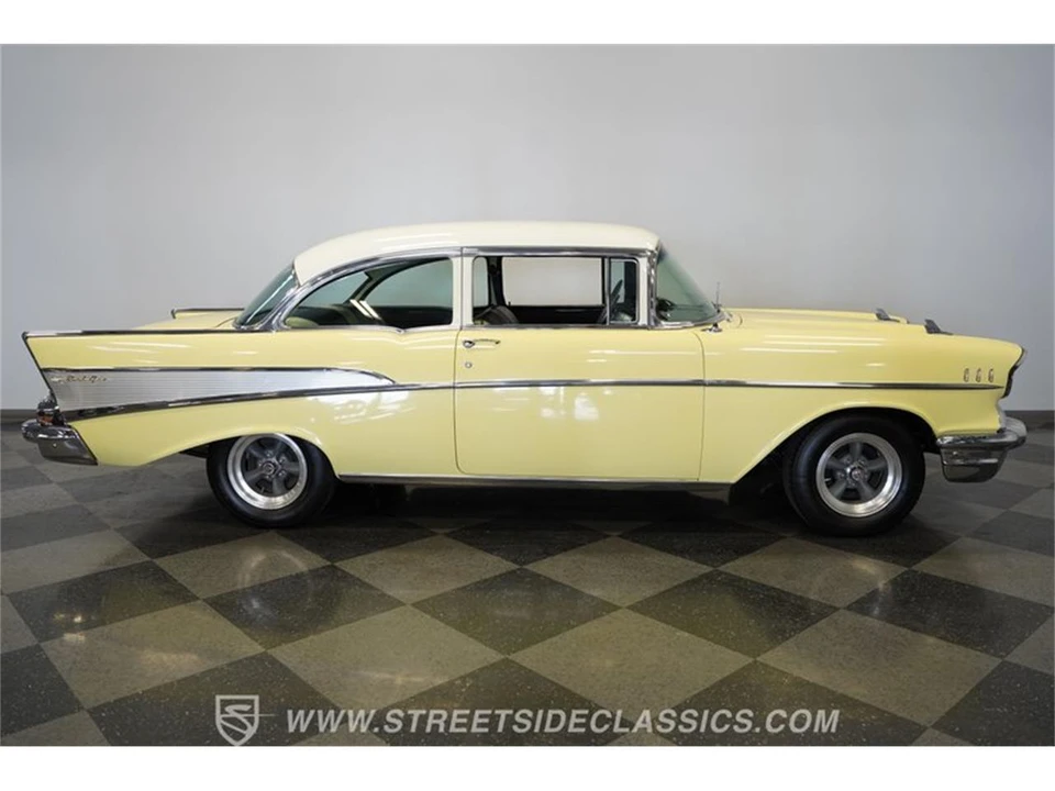 1957 Chevrolet Tri-Five Bel Air 2-Door Hardtop & Coupe - Image 15 of 31