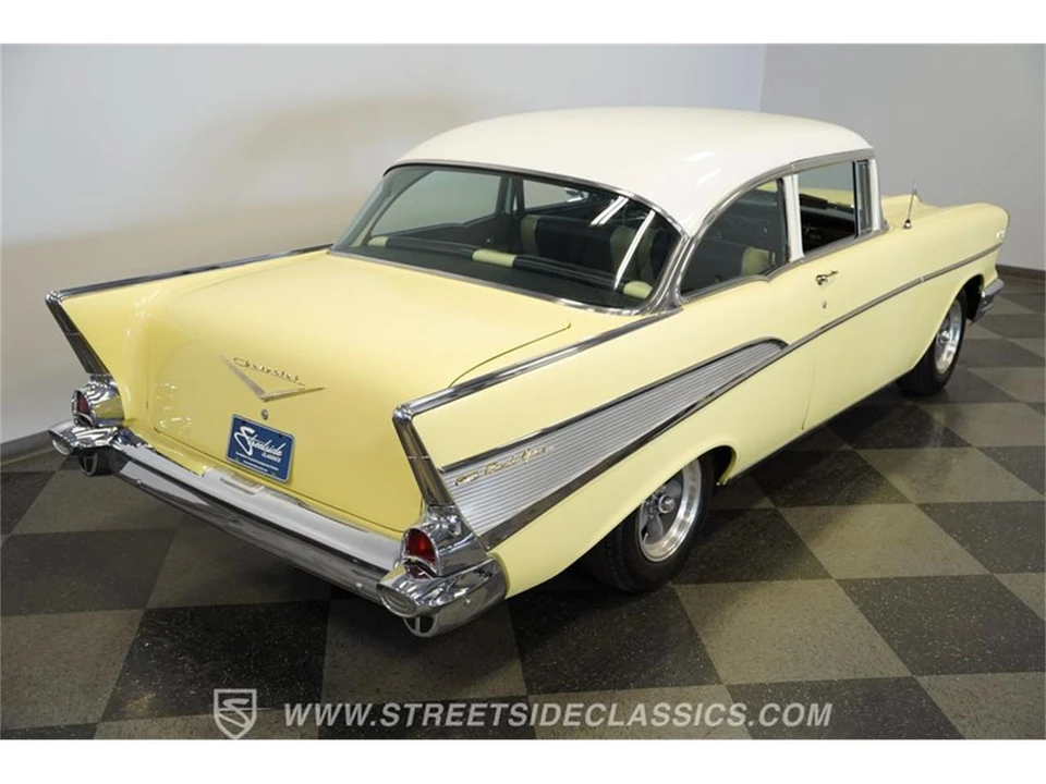 1957 Chevrolet Tri-Five Bel Air 2-Door Hardtop & Coupe - Image 30 of 31