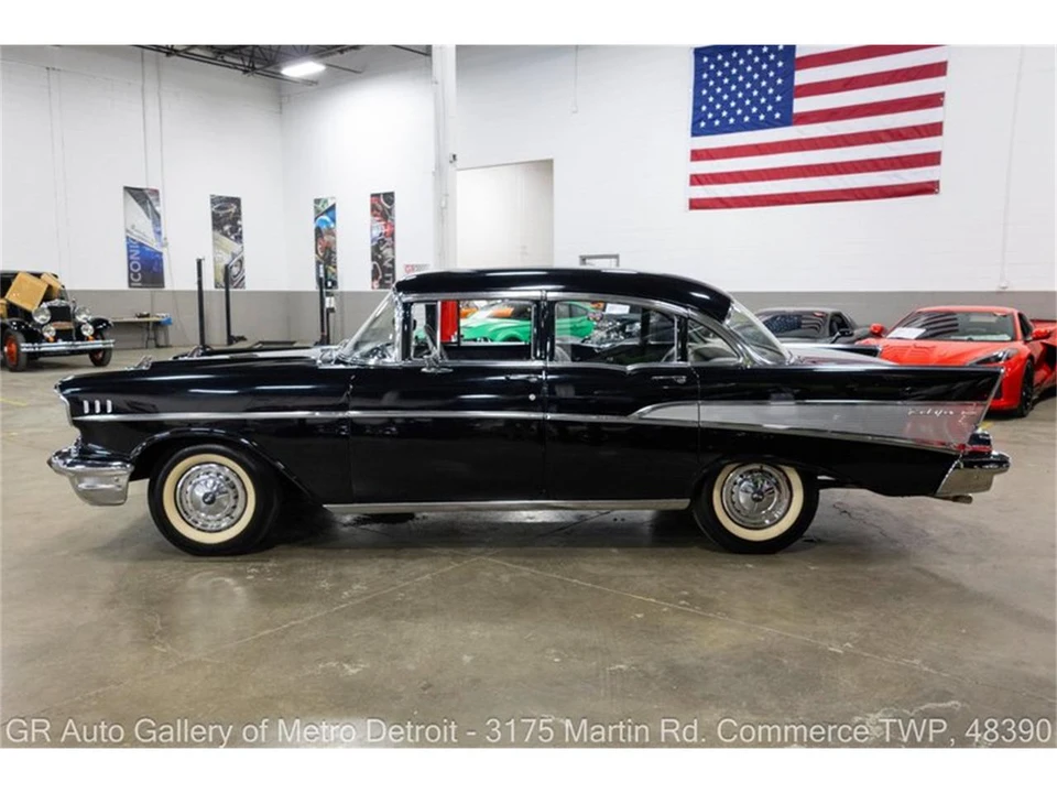 1957 Chevrolet Tri-Five Bel Air 2-Door Hardtop & Coupe - Image 3 of 31