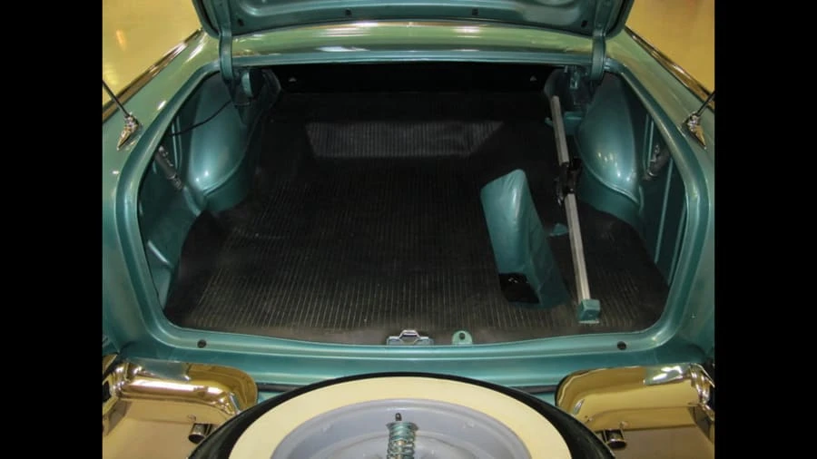 1957 Chevrolet Tri-Five Bel Air Sedan & Wagon - Image 8 of 11