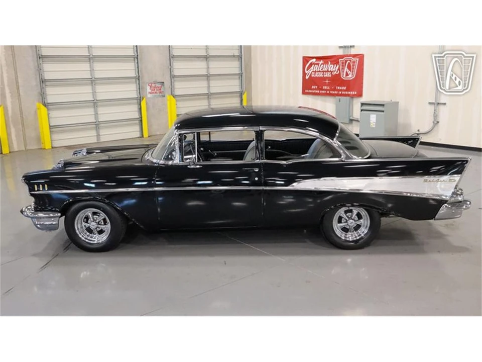 1957 Chevrolet Tri-Five Bel Air 2-Door Hardtop & Coupe - Image 27 of 31