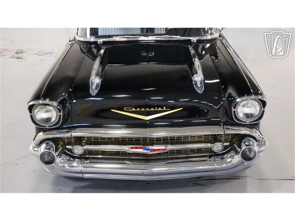 1957 Chevrolet Tri-Five Bel Air 2-Door Hardtop & Coupe - Image 4 of 31