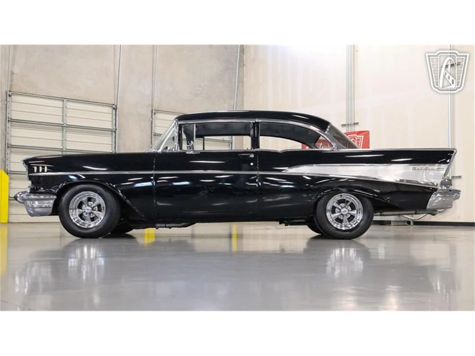 1957 Chevrolet Tri-Five Bel Air 2-Door Hardtop & Coupe - Image 5 of 31