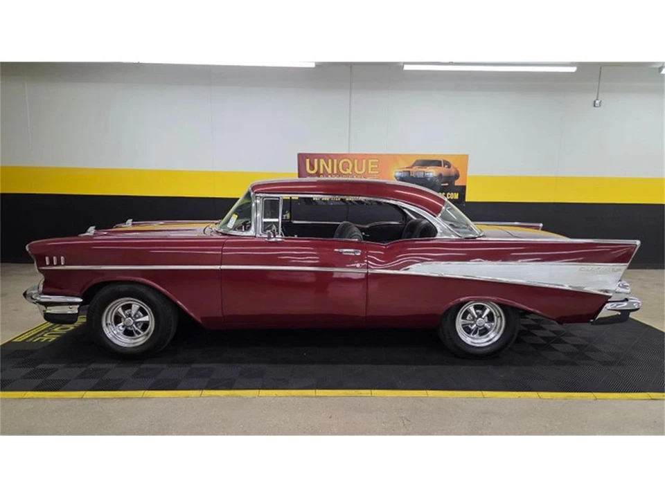 1957 Chevrolet Tri-Five Bel Air 2-Door Hardtop & Coupe - Image 7 of 31