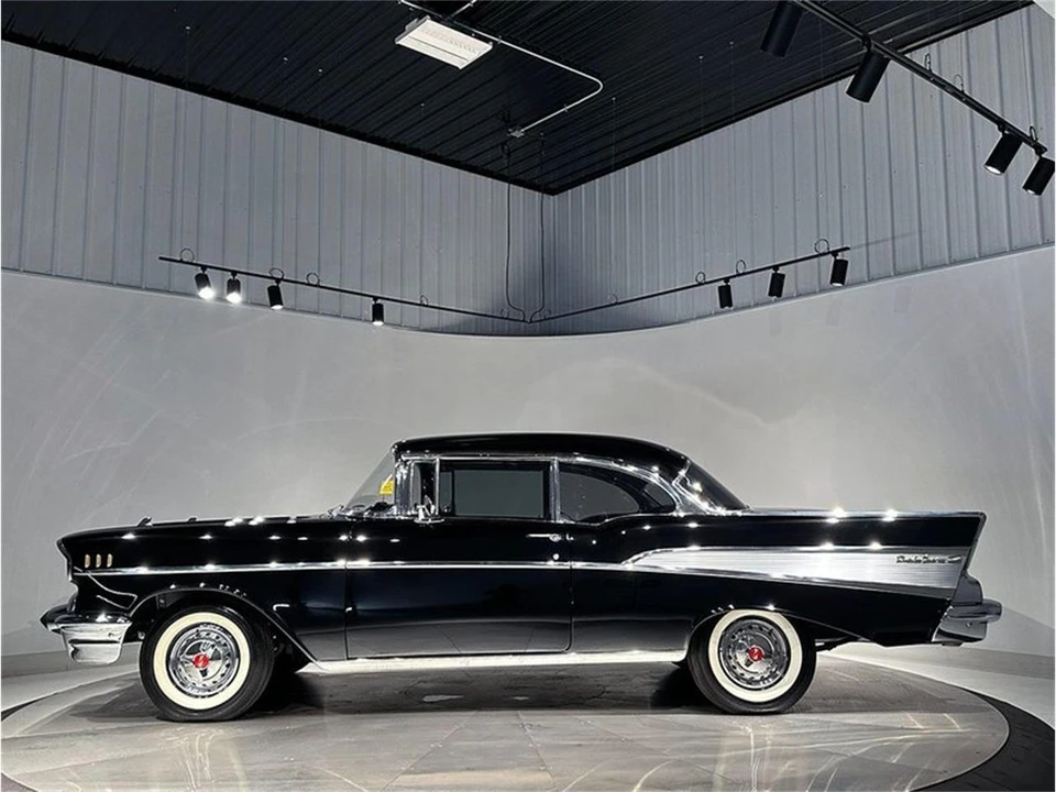 1957 Chevrolet Tri-Five Bel Air 2-Door Hardtop & Coupe - Image 10 of 31