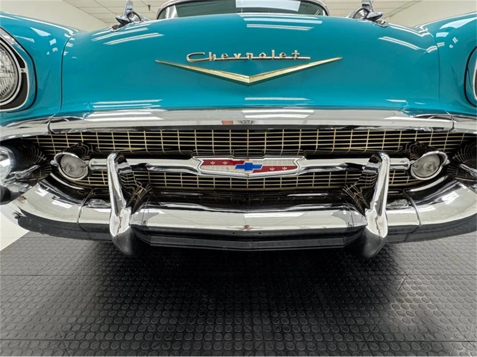 1957 Chevrolet Tri-Five Bel Air 2-Door Hardtop & Coupe - Image 9 of 31