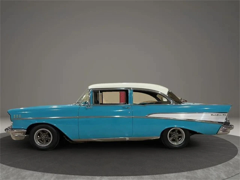 1957 Chevrolet Tri-Five Bel Air 2-Door Hardtop & Coupe - Image 4 of 31