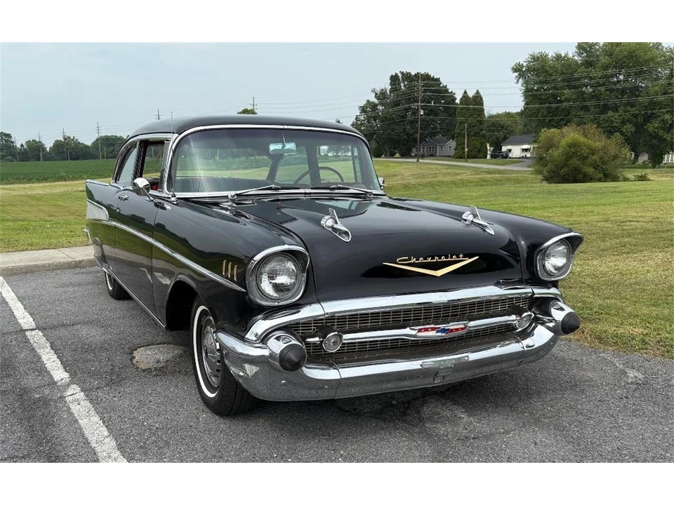 1957 Chevrolet Tri-Five Bel Air 2-Door Hardtop & Coupe - Image 6 of 31