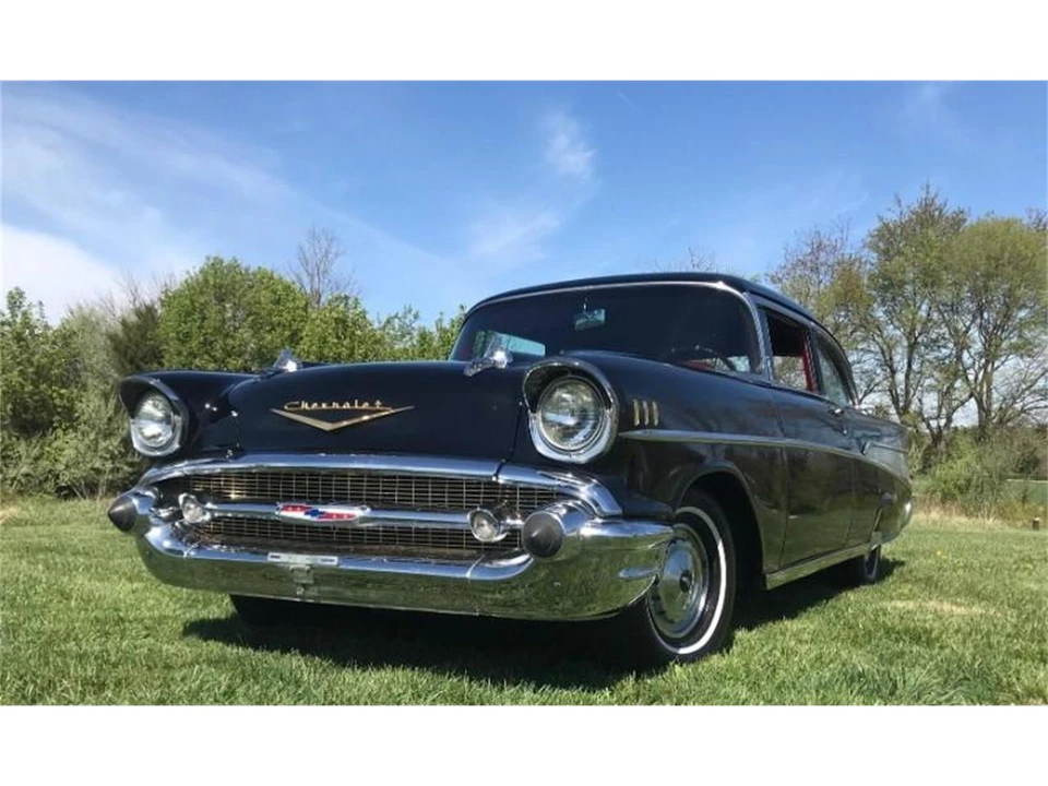 1957 Chevrolet Tri-Five Bel Air 2-Door Hardtop & Coupe - Image 14 of 31