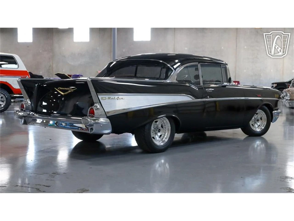 1957 Chevrolet Tri-Five Bel Air 2-Door Hardtop & Coupe - Image 6 of 31