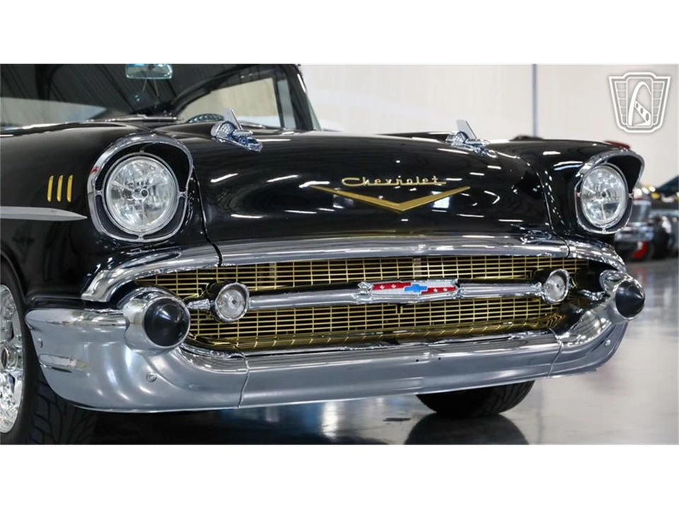 1957 Chevrolet Tri-Five Bel Air 2-Door Hardtop & Coupe - Image 10 of 31