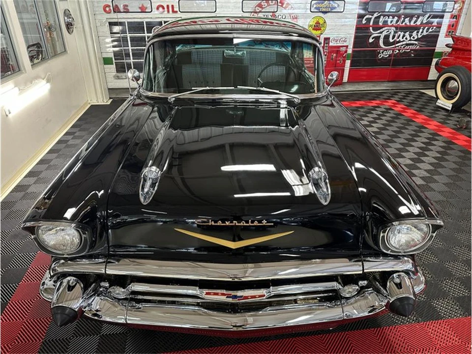 1957 Chevrolet Tri-Five Bel Air 2-Door Hardtop & Coupe - Image 5 of 31