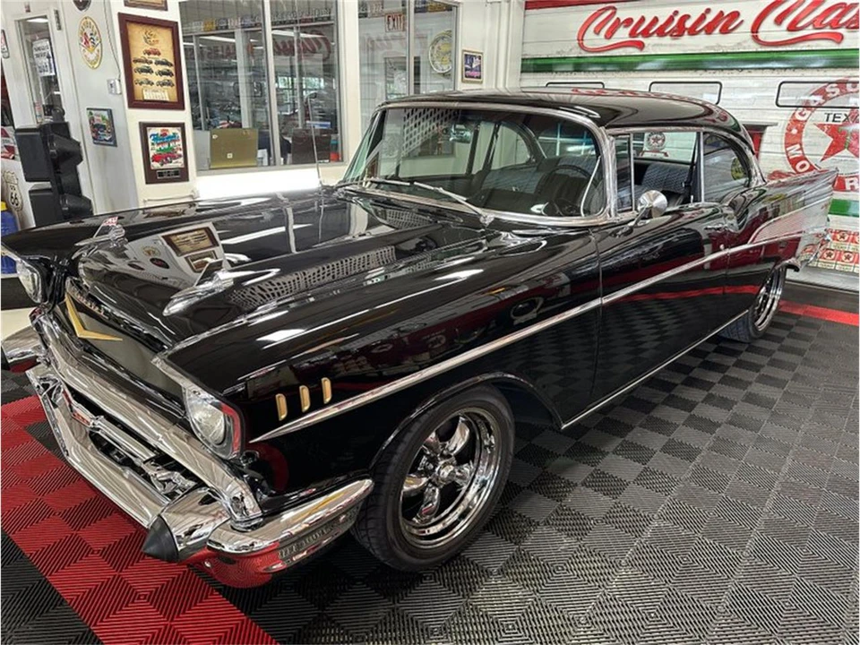 1957 Chevrolet Tri-Five Bel Air 2-Door Hardtop & Coupe - Image 9 of 31