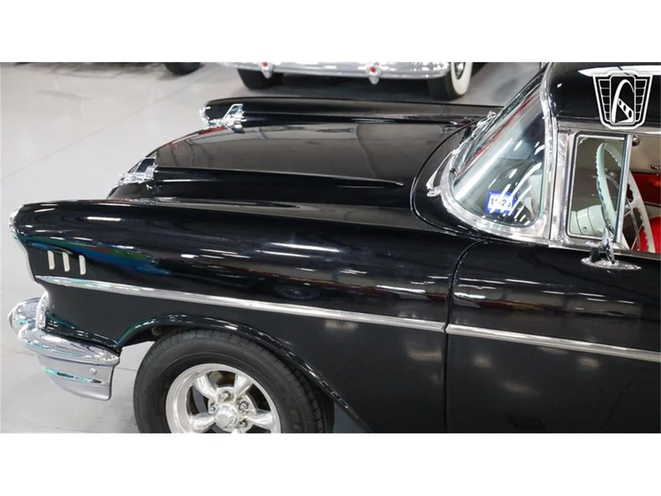 1957 Chevrolet Tri-Five Bel Air 2-Door Hardtop & Coupe - Image 11 of 31