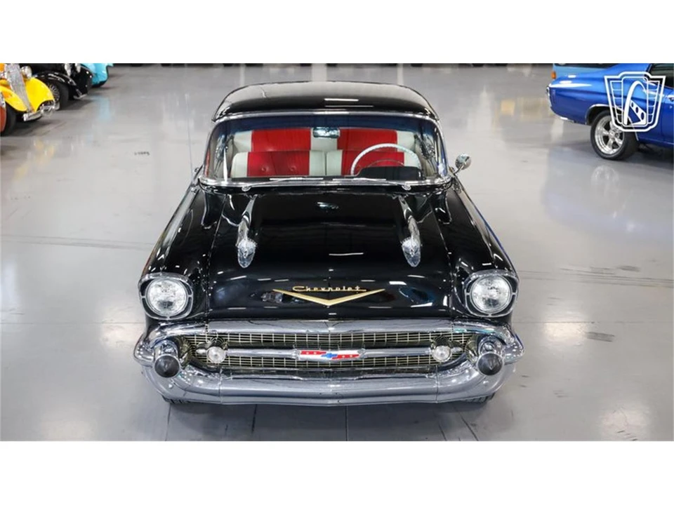 1957 Chevrolet Tri-Five Bel Air 2-Door Hardtop & Coupe - Image 3 of 31