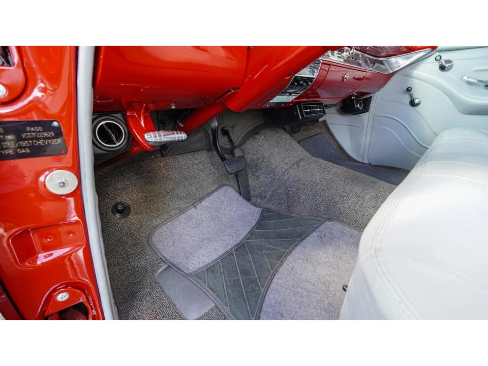 1957 Chevrolet Tri-Five Bel Air 2-Door Hardtop & Coupe - Image 11 of 31