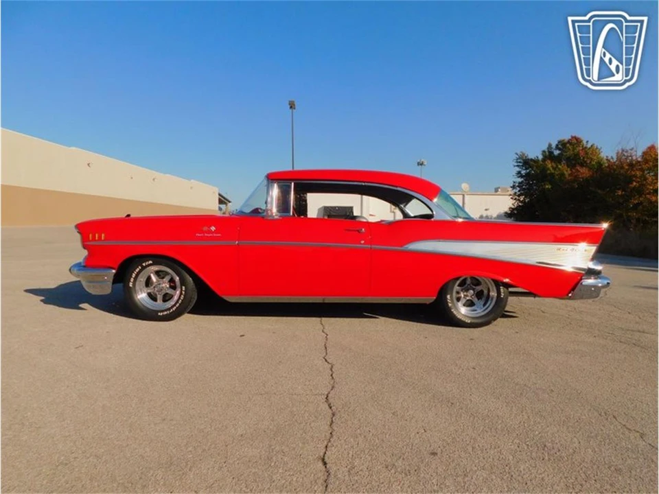 1957 Chevrolet Tri-Five Bel Air 2-Door Hardtop & Coupe - Image 12 of 31