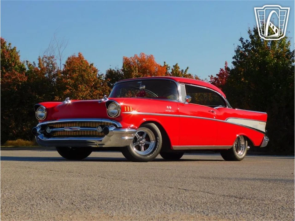 1957 Chevrolet Tri-Five Bel Air 2-Door Hardtop & Coupe - Image 3 of 31