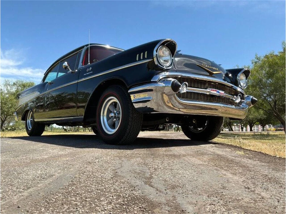 1957 Chevrolet Tri-Five Bel Air 2-Door Hardtop & Coupe - Image 7 of 31