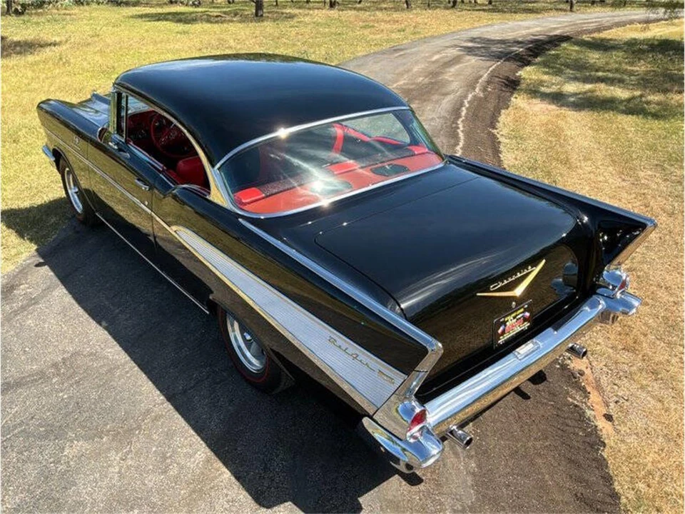 1957 Chevrolet Tri-Five Bel Air 2-Door Hardtop & Coupe - Image 3 of 31
