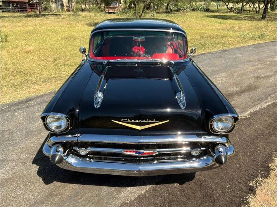 1957 Chevrolet Tri-Five Bel Air 2-Door Hardtop & Coupe - Image 9 of 31