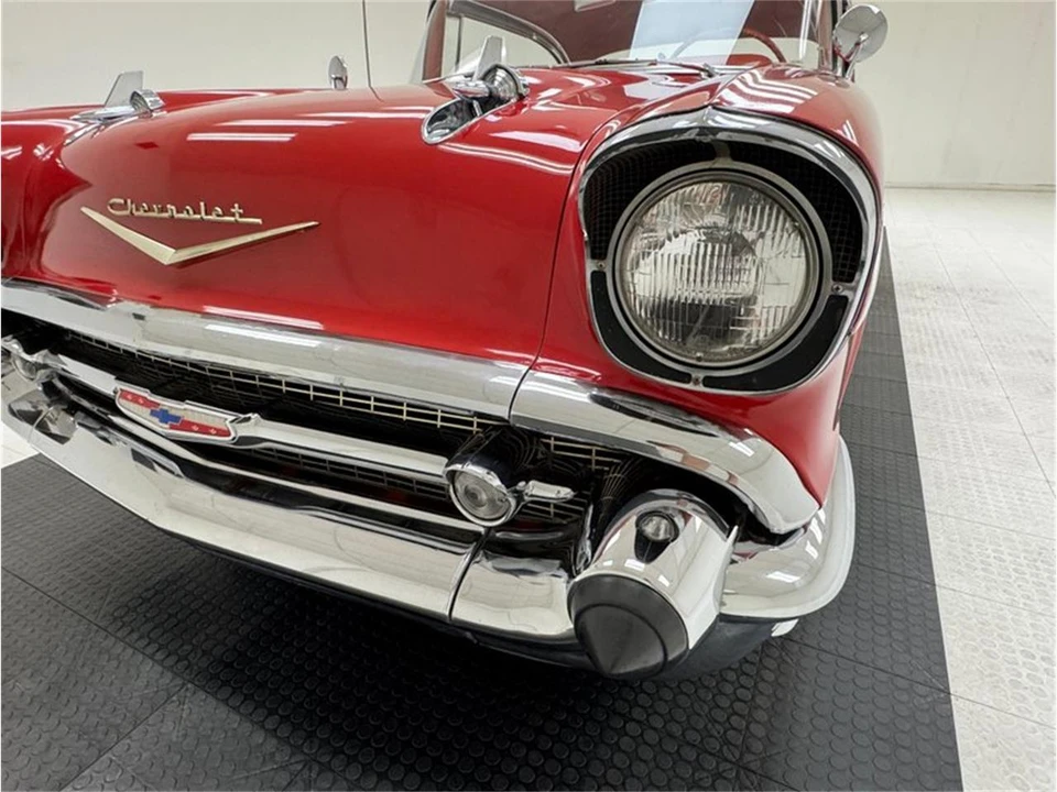 1957 Chevrolet Tri-Five Bel Air 2-Door Hardtop & Coupe - Image 12 of 31