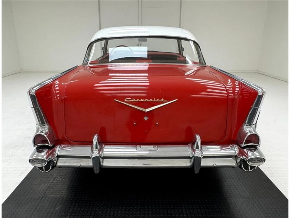 1957 Chevrolet Tri-Five Bel Air 2-Door Hardtop & Coupe - Image 4 of 31